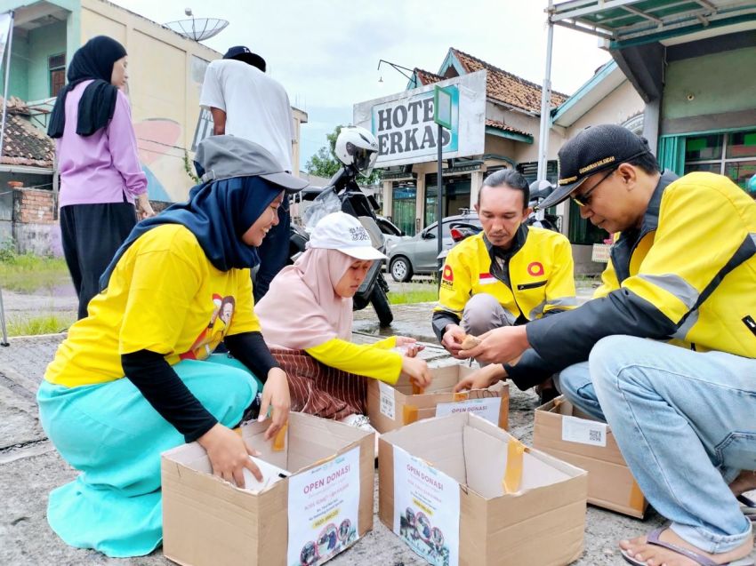 Dorong Upaya Pemulihan Pasca Bencana, Maxim Salurkan Bantuan Kemanusiaan Untuk Korban Banjir di Sumatera Utara