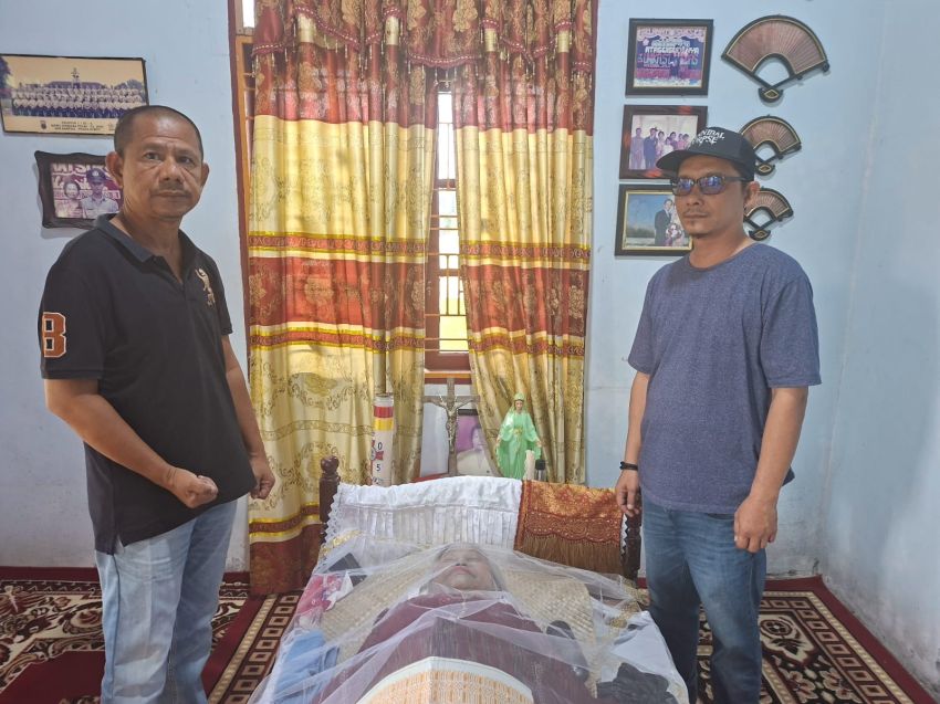 Ibunda Wartawan  Irvan Rumapea Meninggal Dunia, Ketua Pewarta Polrestabes Medan Berikan Tali Asih