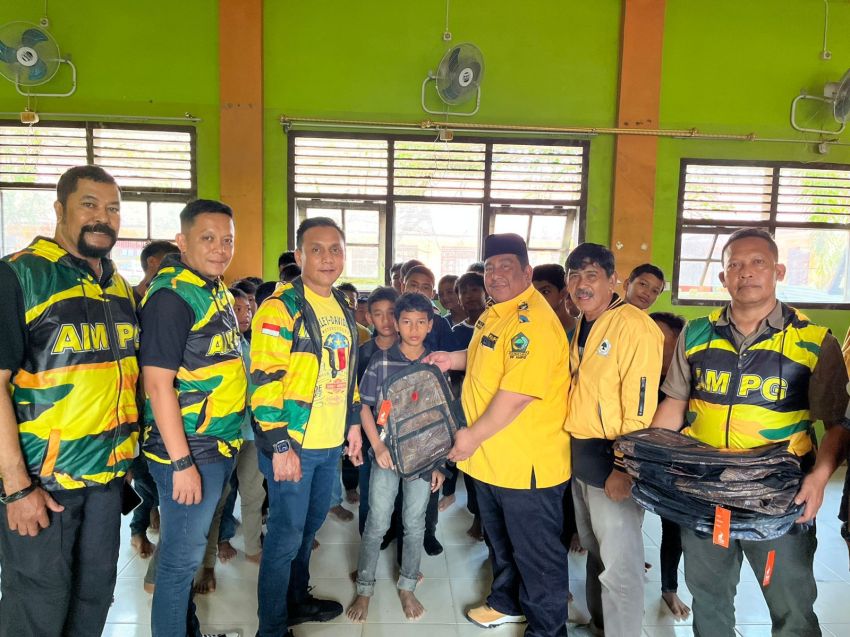Rangkaian HUT ke-24 AMPG, PP AMPG Salurkan 2.000 Set Peralatan Sekolah Pasca Banjir di Aceh Tamiang