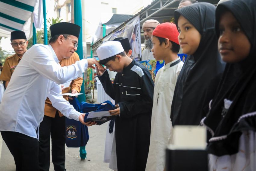 Safari Ramadan, Zakiyuddin Harahap Ajak Masyarakat Makmurkan Masjid Jami&rsquo;
