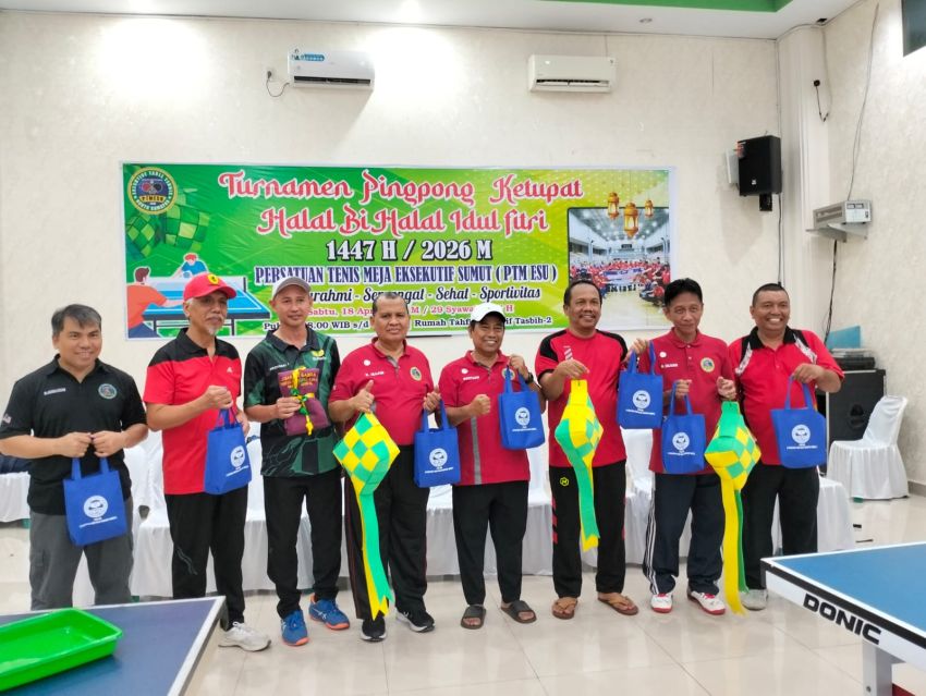 Tiga Dosen Medan Raih Juara Turnamen Pingpong Ketupat Halal Bihalal PTM Eksekutif Sumut