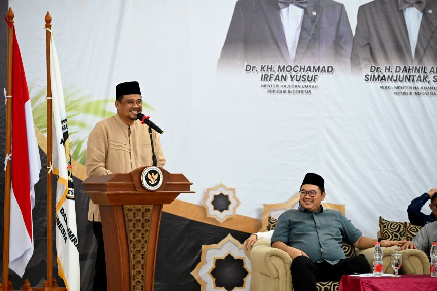 Lepas Keberangkatan Kloter 2 Haji Asal Langkat,  Bobby Nasution Tekankan Kebersamaan dan Kekompakan