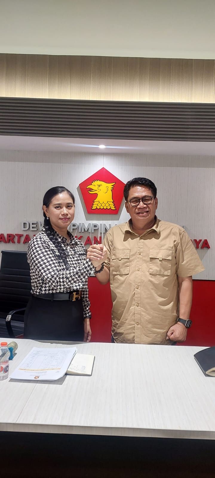 Bendum Gerindra Sumut Meriyawati Amelia Prasetyo (Bunda Yin) dan CEO Sumut24 Rianto Dorong Gagasan KOMID Dukung Prabowo