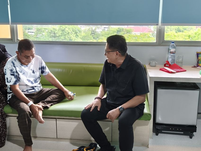 Bang Ucok, Tokoh Kharismatik Kota Salak yang Tak Pernah Lelah untuk Peduli
