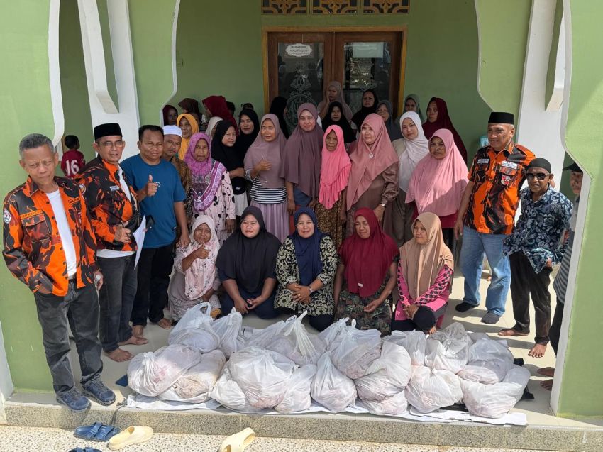 "Pasca Banjir Kami Sangat Terbantu,&rdquo; Warga Aceh Tamiang Haru Terima Daging Kurban dari PP Sumut