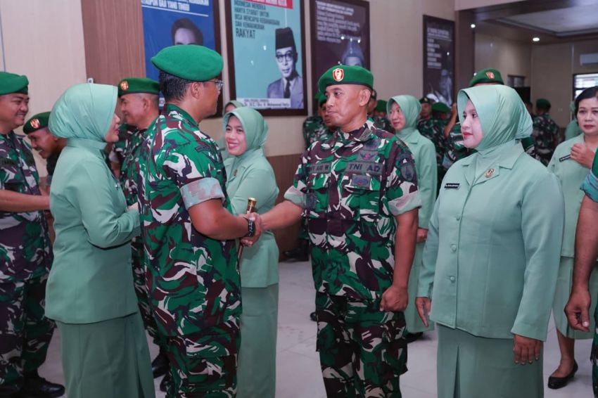 Pimpin Sertijab Danramil dan Perwira Staf, Dandim 0808/Blitar Tekankan Optimalisasi Kinerja Satuan