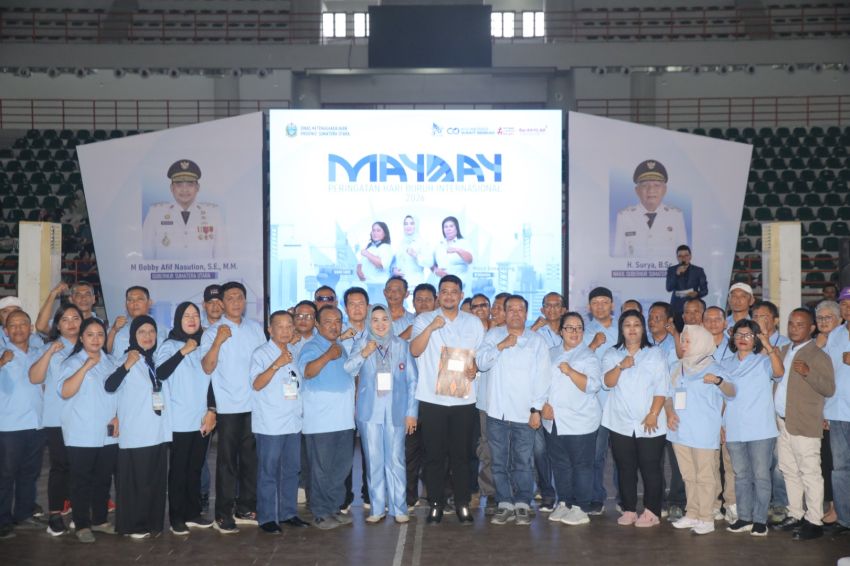May Day 2026, Bupati Asahan Terima 1.700 Kartu BPJS Ketenagakerjaan