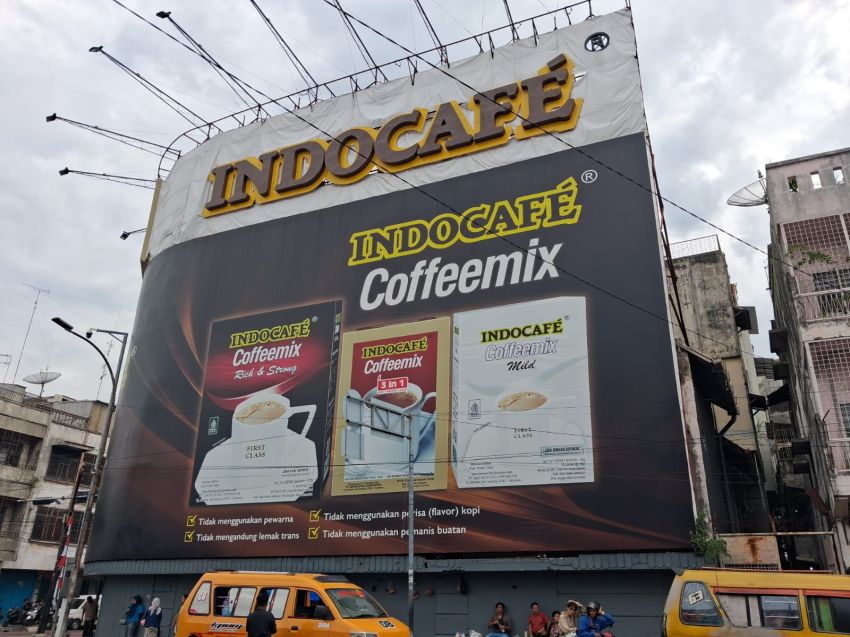 Iklan PT Sari Indofood Corporation di Jl Sutomo Diduga Nunggak Pajak 3 Tahun, Bapenda Medan Diminta Tegas