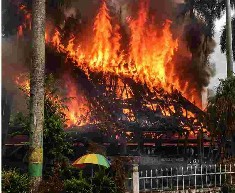 Rumah Adat di Kompleks Monumen Sisingamangaraja XII Medan Ludes Dilalap Api, Polisi Selidiki Penyebab Kebakaran