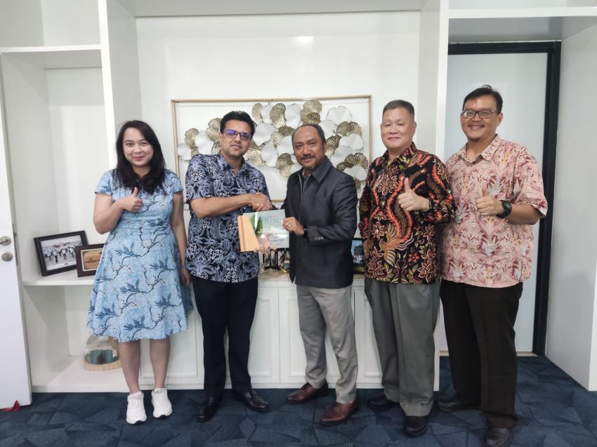 BNCT Apresiasi Kontribusi CMA dalam Mendukung Pertumbuhan Arus Peti Kemas di Belawan