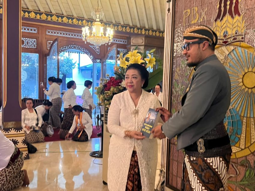 Paku Buwono XIV Bagi Jenang Suro