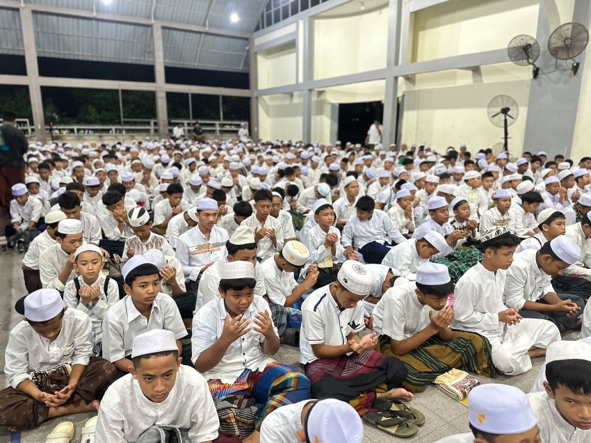 2.000 Hafiz-Hafizah PTAC Labura Gelar Munajat Kebangsaan, Doakan Wakil Jaksa Agung RI Prof. Asep Nana Mulyana
