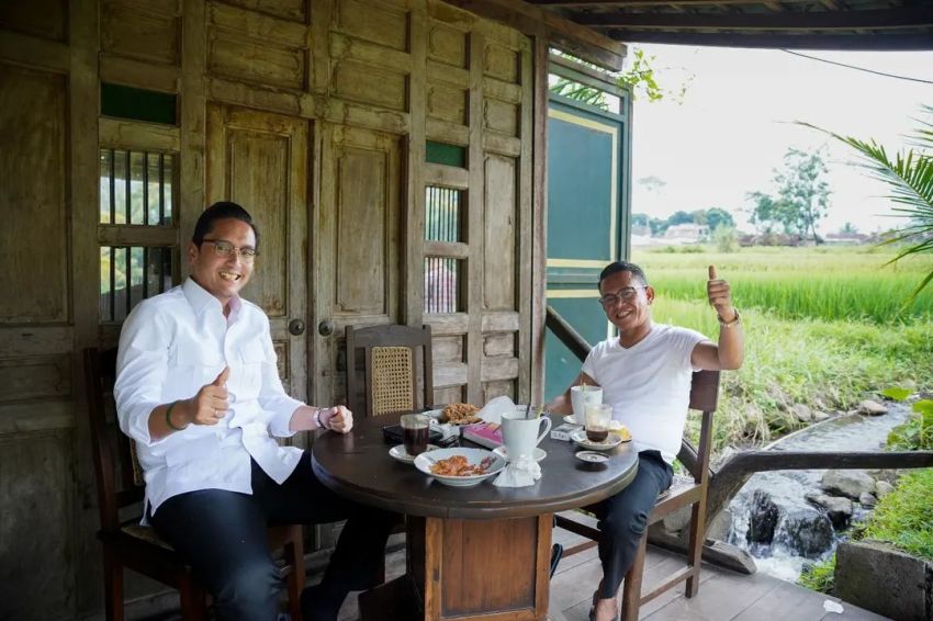 Rico Waas dan Zakiyuddin: 17 Bulan Memimpin, Publik Menanti Bukti Bukan Sekadar Janji