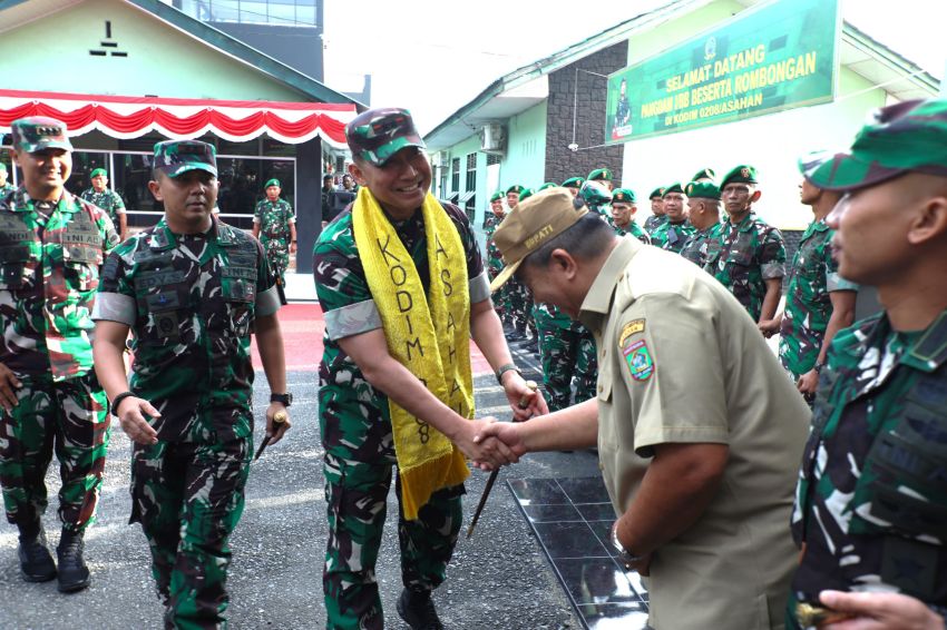 Bupati Asahan Bersama Forkopimda Sambut Hangat Kunjungan Pangdam I/BB, Resmikan Masjid Al-Ikhlas Kodim 0208/Asahan