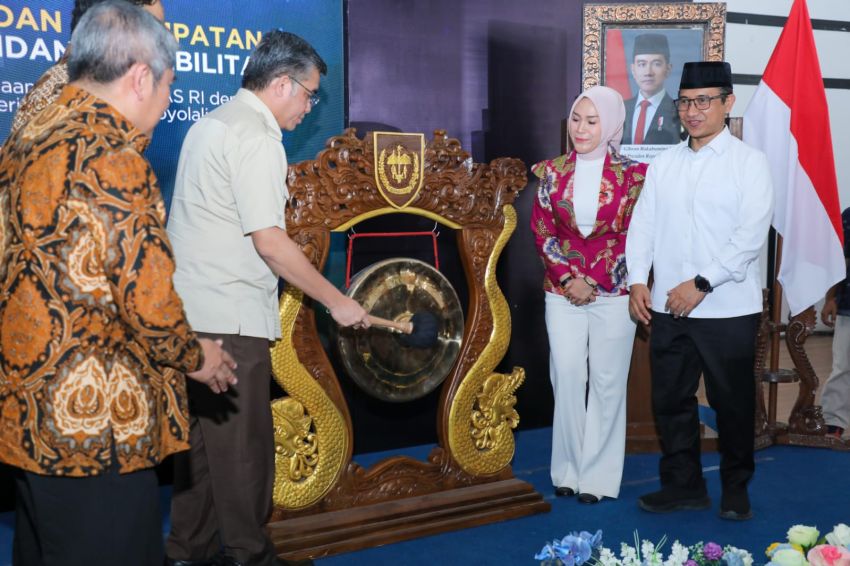 Wamenaker Tekankan Penguatan Kompetensi dan Kemampuan Bahasa untuk Perlu as Peluang Kerja