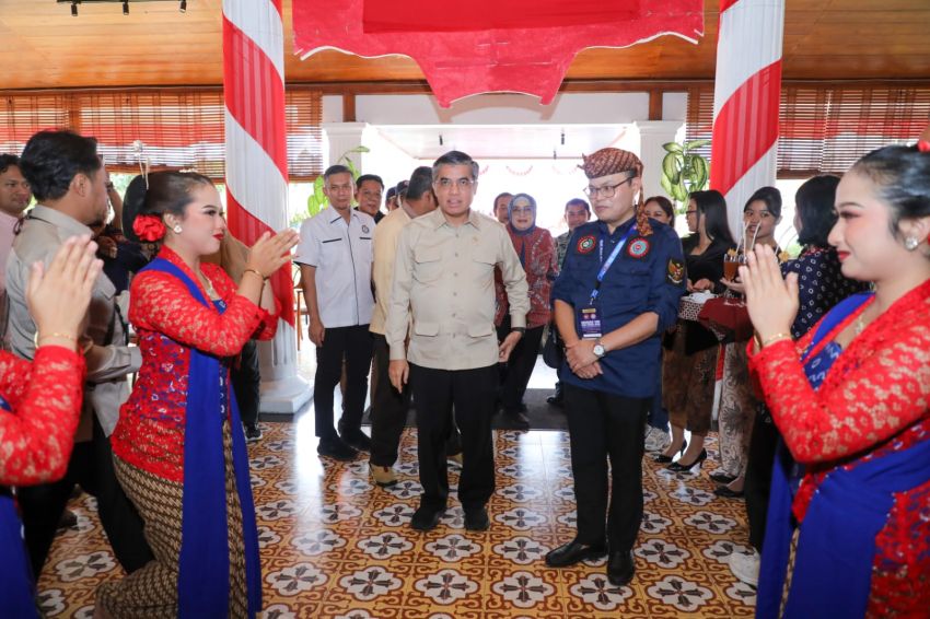 Menaker Beberkan Langkah Pemerintah Perkuat Kesejahteraan dan Pelindunga n Pekerja