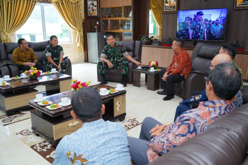 Pangdam I/BB Terima Audiensi PLN UID Sumut di Makodam I/BB