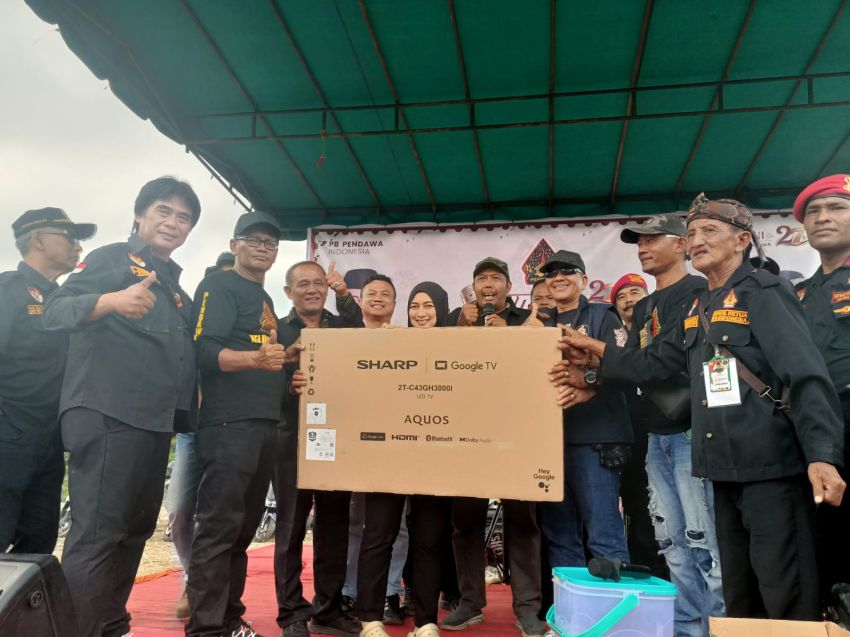 Kapolrestabes Medan Bersama Dir Intel Polda Sumut Lepas 1.800 Peserta Touring Wisata Pendawa Indonesia
