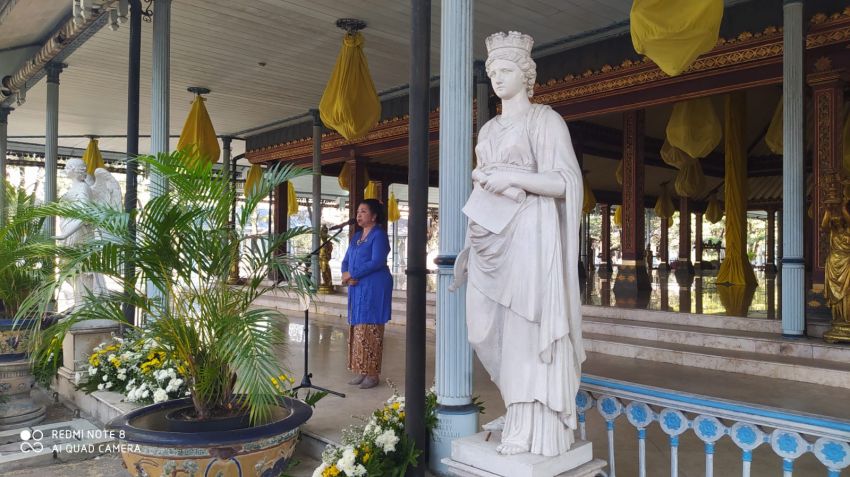 Kearifan Lokal Kraton Surakarta