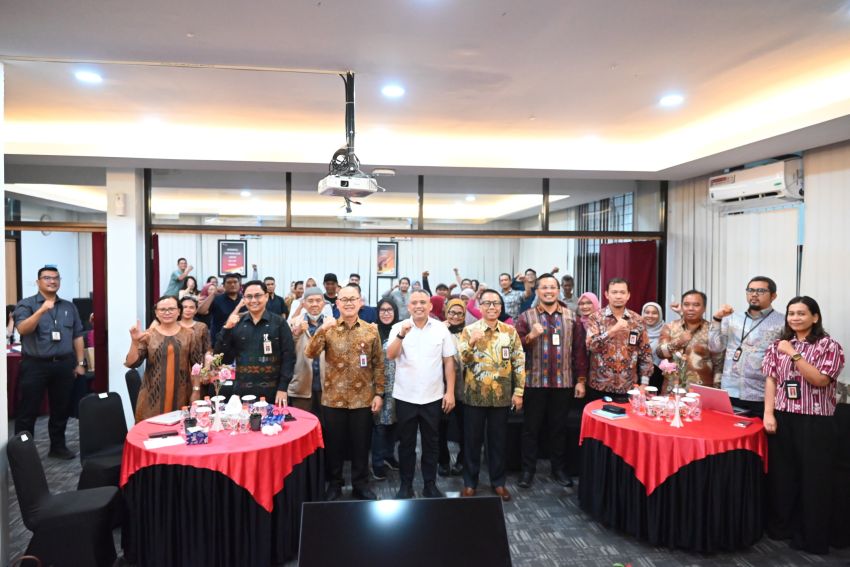Bank Sumut Raih Penghargaan OJK sebagai Bank Teraktif Melakukan Literasi Keuangan ke Sekolah