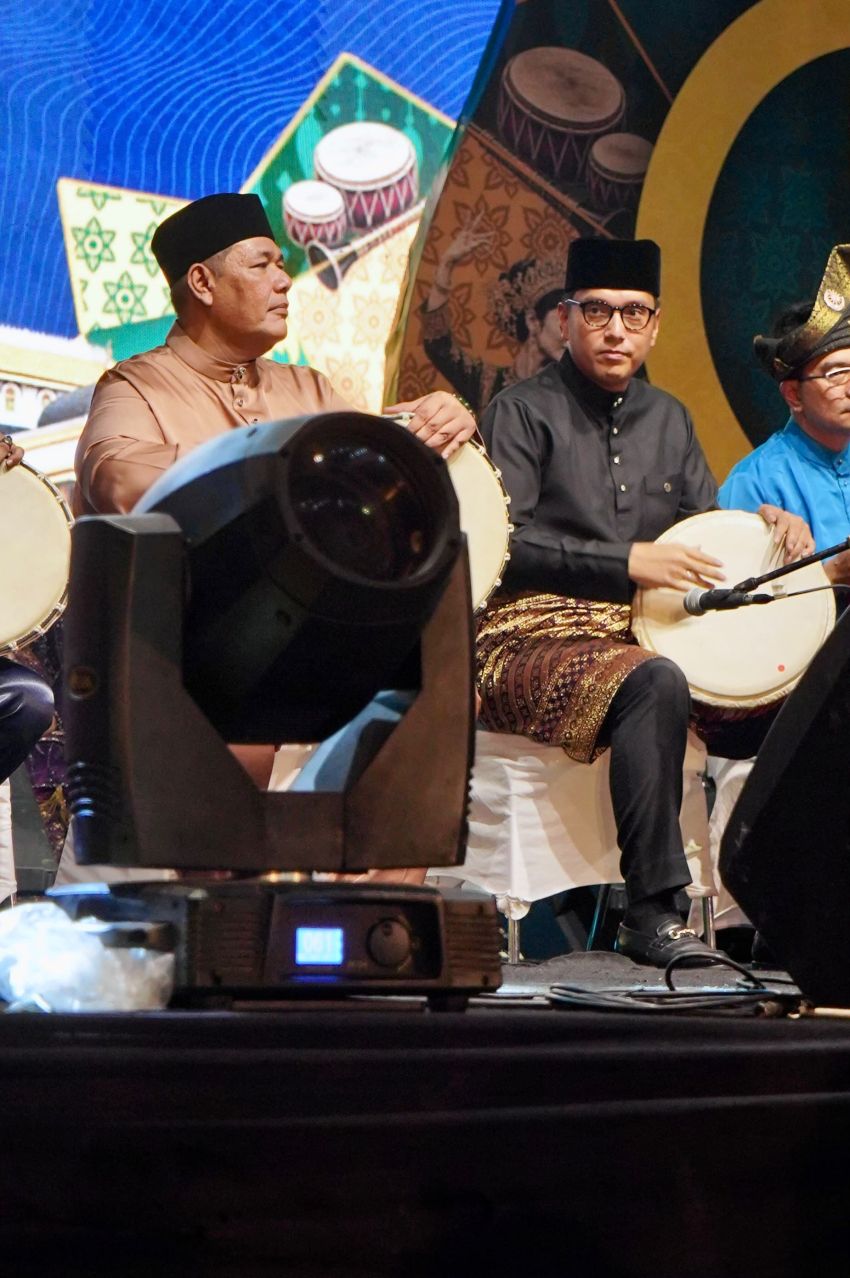 Buka Pekan Budaya Medan 2026, Rico Waas Main Gendang Melayu Deli dan Ajak Masyarakat Rawat Warisan Leluhur