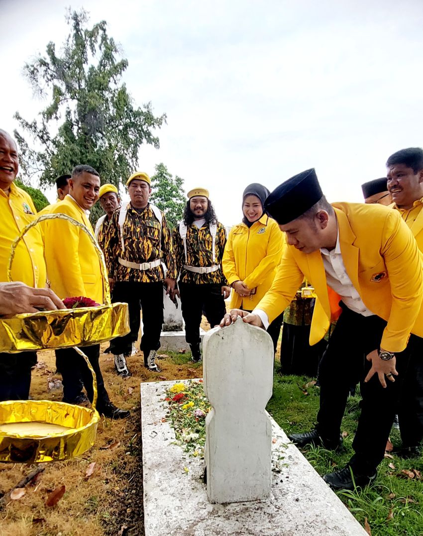 MKGR Sumut Ikut Ziarah ke Makam Pahlawan, Darma Putra Rangkuti: Momentum Mengenang Jasa Pejuang Bangsa