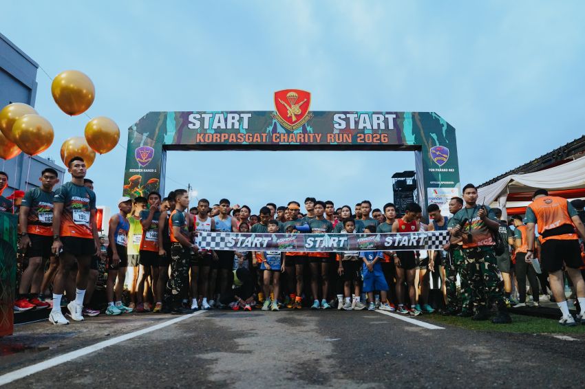 BATALYON PARAKO 463 PASGAT GELAR KORPASGAT CHARITY RUN DALAM RANGKA HUT KE-79 KORPASGAT