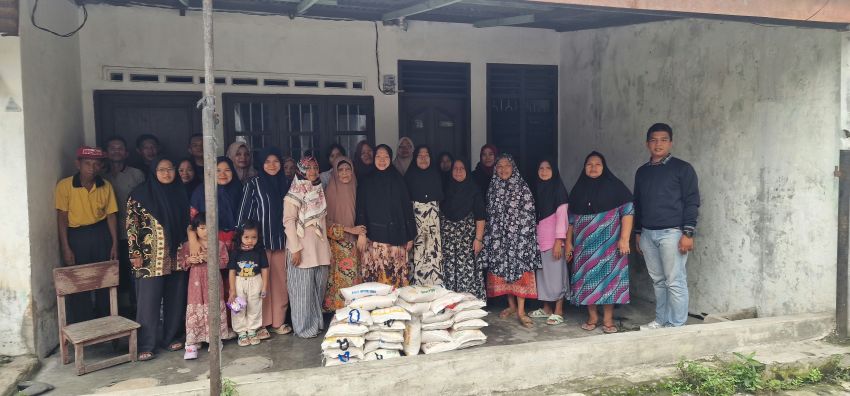 BAKOPAM SUMUT SALURKAN SEMBAKO LEWAT JUMAT BERKAH, IBNU HAJAR AJAK MASYARAKAT PEDULI SESAMA