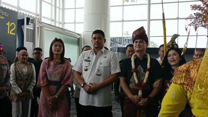 KH. AKHMAD KHAMBALI: MOMENTUM MEMPERKUAT KOLABORASI ULAMA, UMARO, TNI, POLRI DAN UMAT