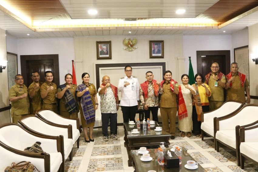 Rico Waas Ditabalkan Marga Ginting, Sebut sebagai Amanah